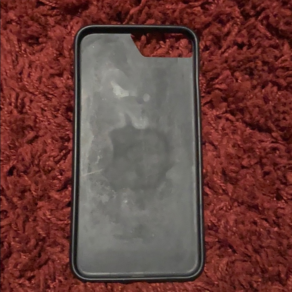 iPhone 7plus case - Picture 2 of 2